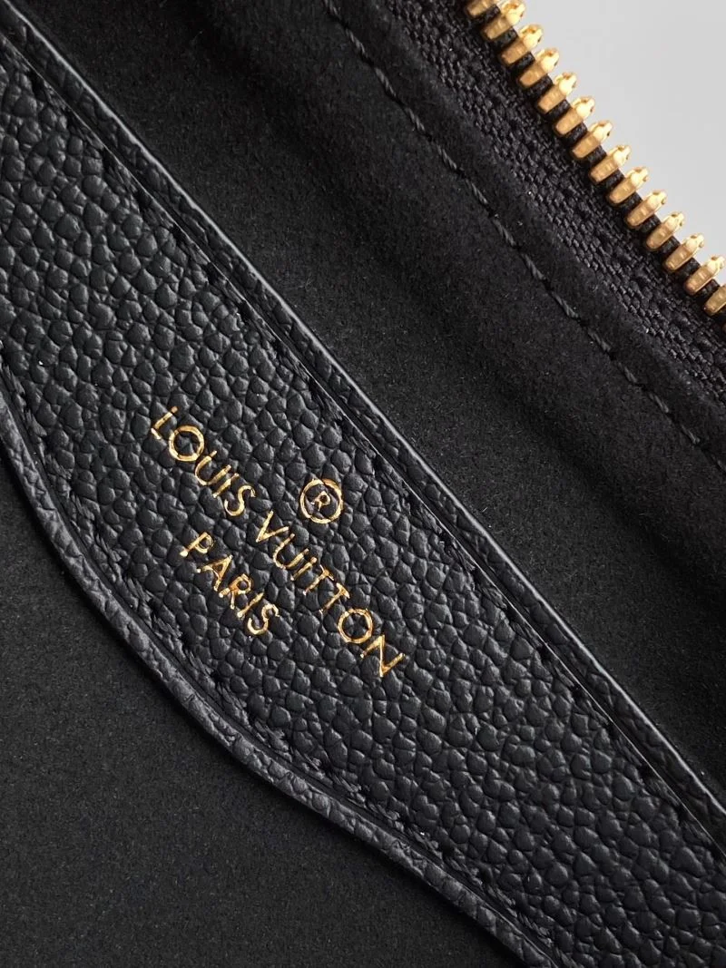 Louis Vuitton Hobo Bags Resilient 42878