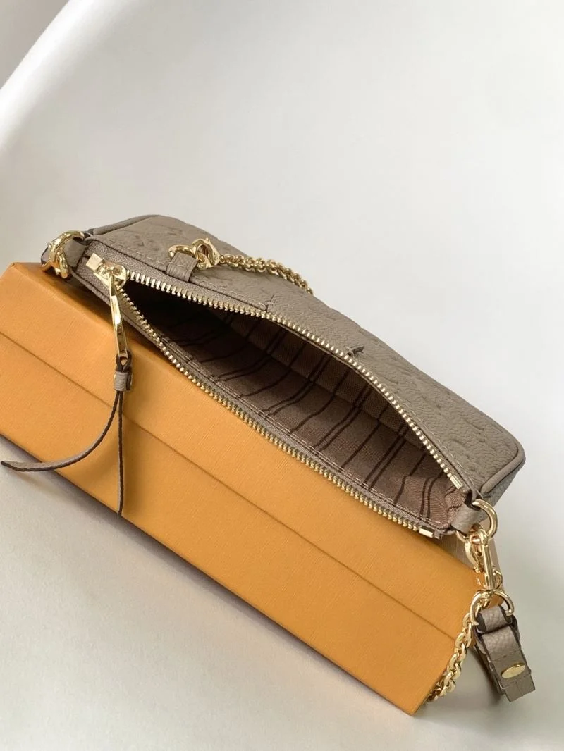 Contemporary Louis Vuitton Hobo Bags 42873