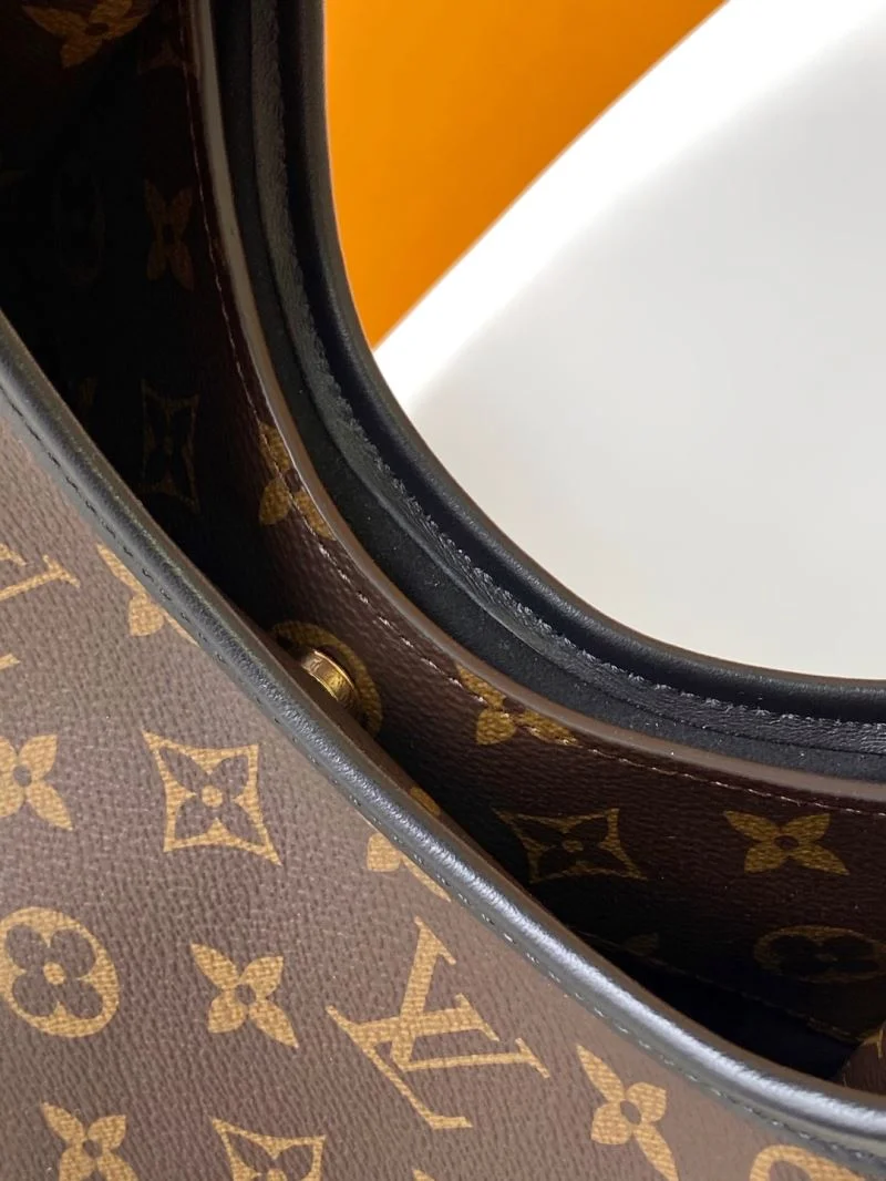 Louis Vuitton Hobo Bags Upgraded 42859