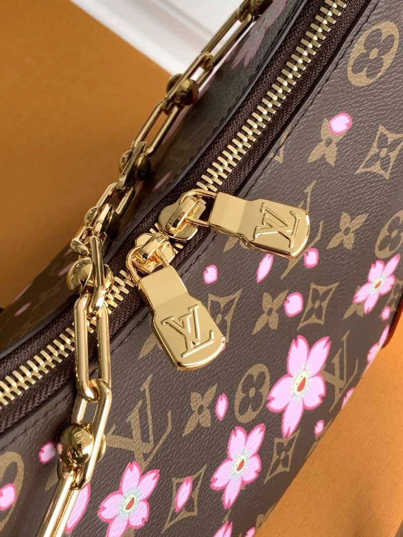 Sustainable Louis Vuitton Hobo Bags 42857