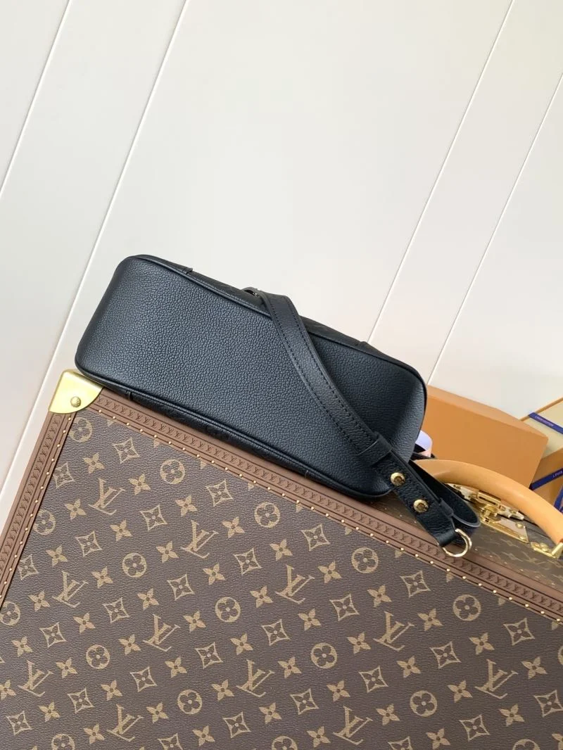 Louis Vuitton Hobo Bags Resilient 42015