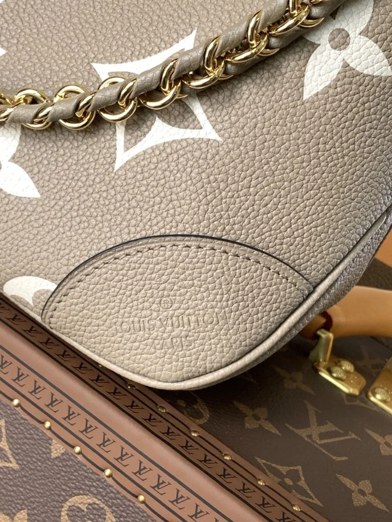 Louis Vuitton Hobo Bags ModernLook 41976