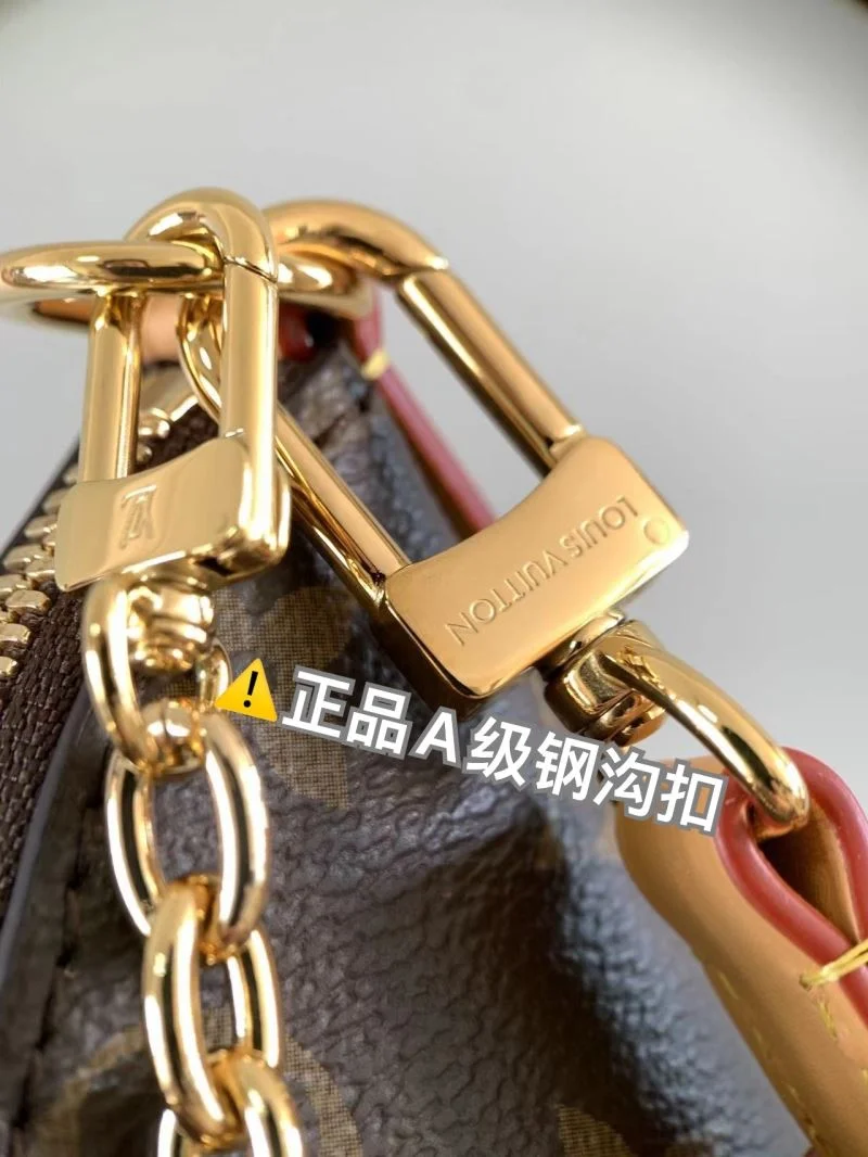 UrbanChic Louis Vuitton Hobo Bags 42021