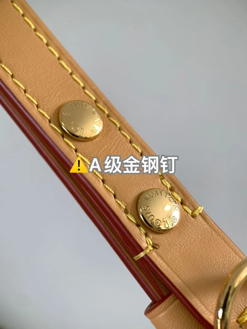 UrbanChic Louis Vuitton Hobo Bags 42021