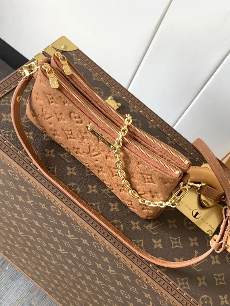 WellDesigned Louis Vuitton Hobo Bags 41969