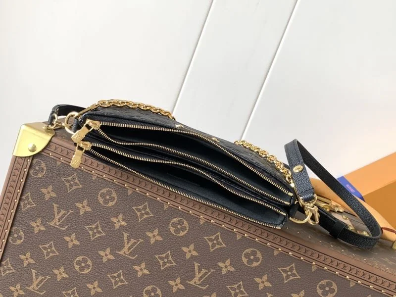 Louis Vuitton Hobo Bags EyeCatching 41965