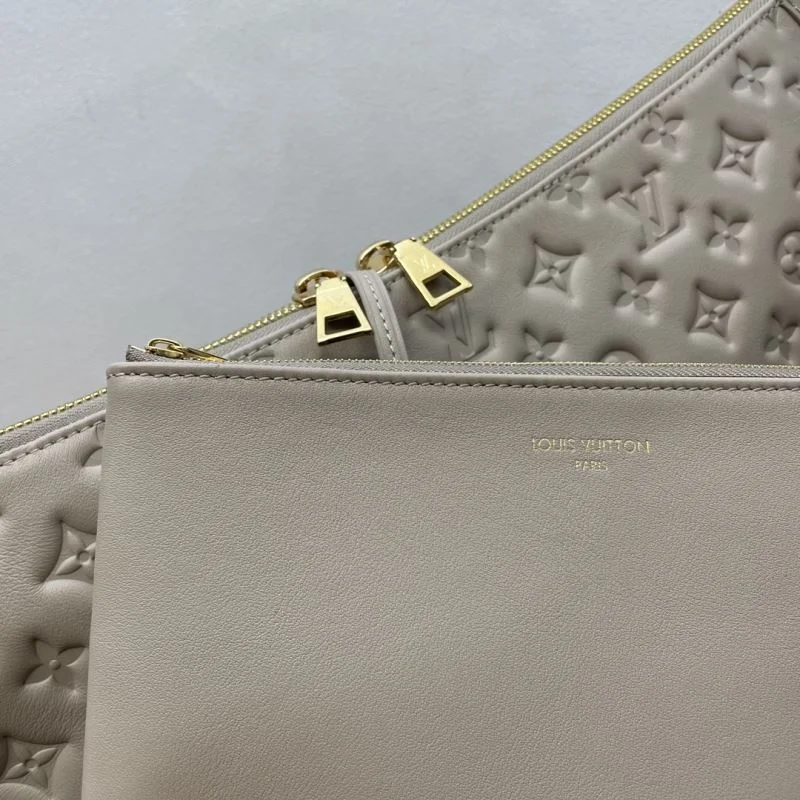 Louis Vuitton Hobo Bags FreshLook 41784