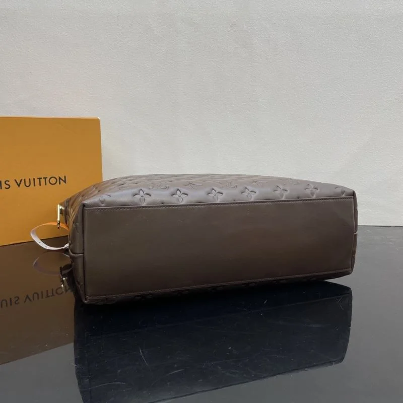 Breathable Louis Vuitton Hobo Bags 41786