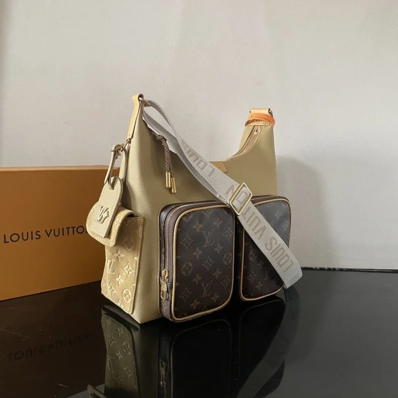 Sustainable Louis Vuitton Hobo Bags 41632
