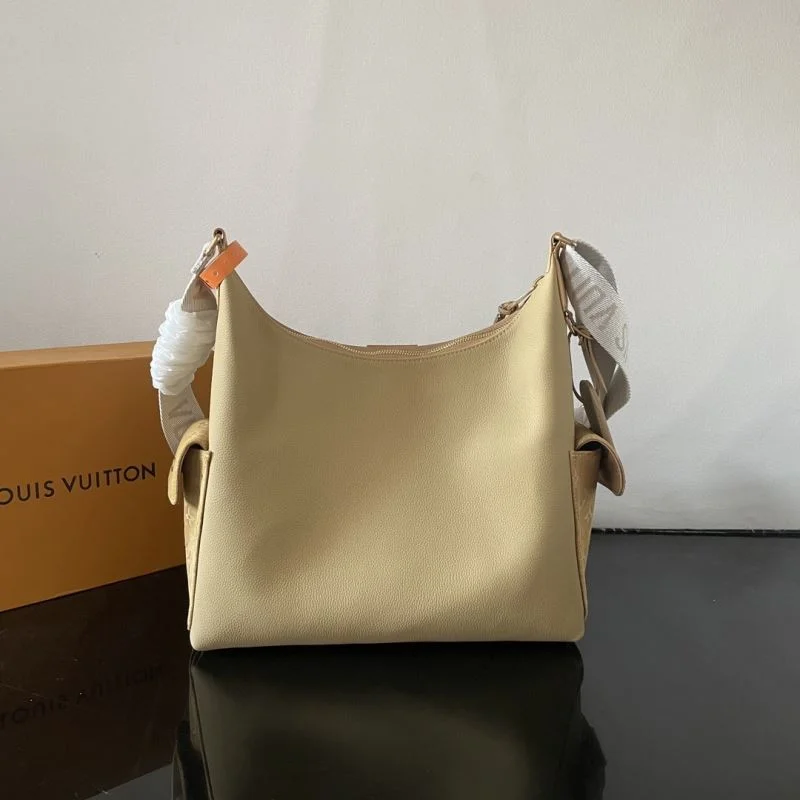 Sustainable Louis Vuitton Hobo Bags 41632