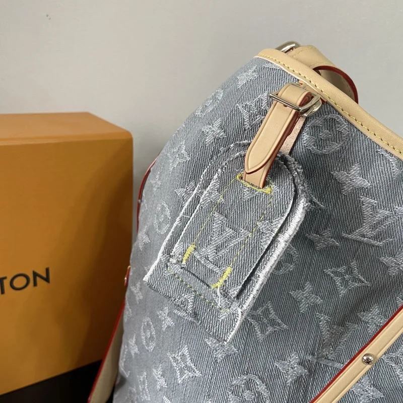 Classic Louis Vuitton Hobo Bags 41582
