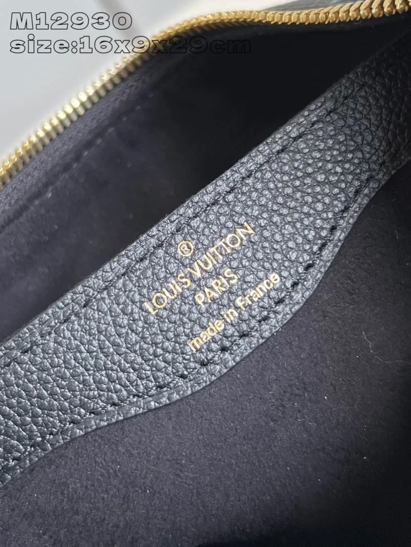 Louis Vuitton Hobo Bags Trendsetting 41205