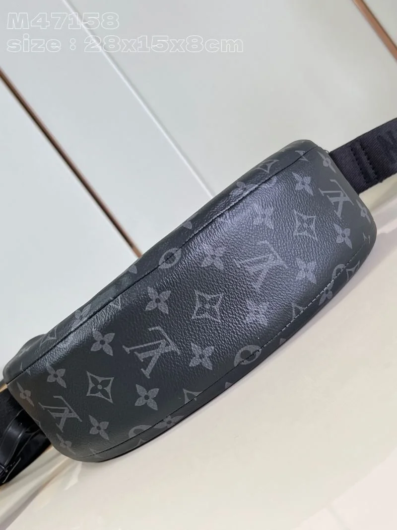 Louis Vuitton Hobo Bags UrbanChic 41209
