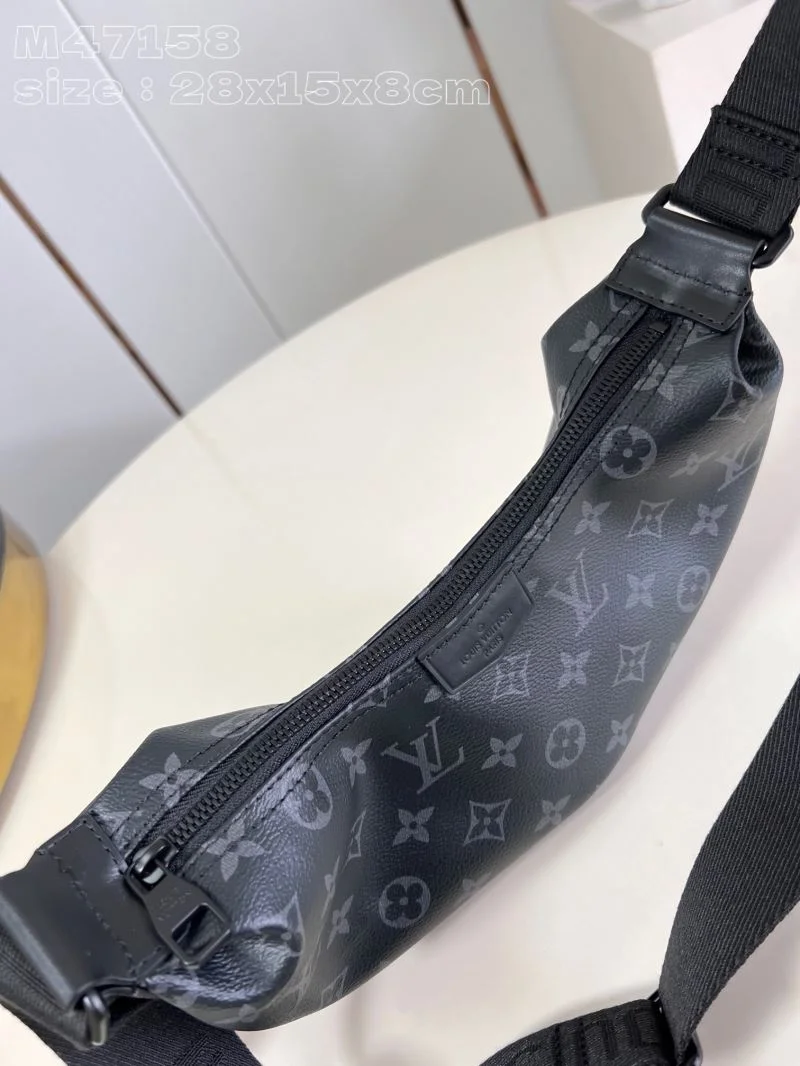 Louis Vuitton Hobo Bags UrbanChic 41209