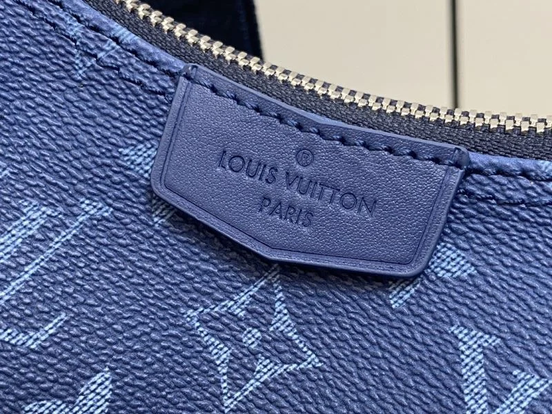 Breathable Louis Vuitton Hobo Bags 41204