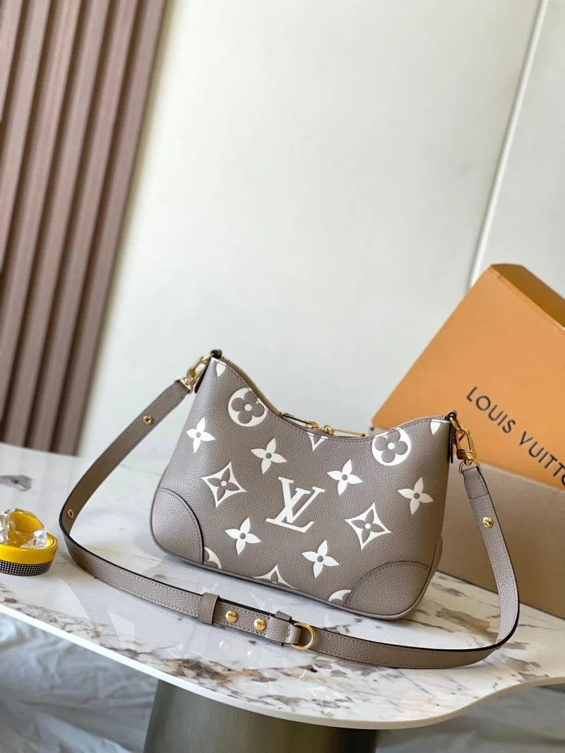 Seasonal Louis Vuitton Hobo Bags 41196
