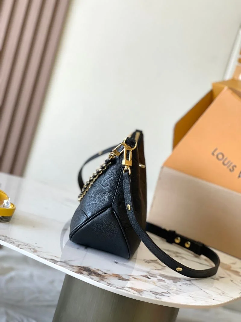 Louis Vuitton Hobo Bags Sleek 41201