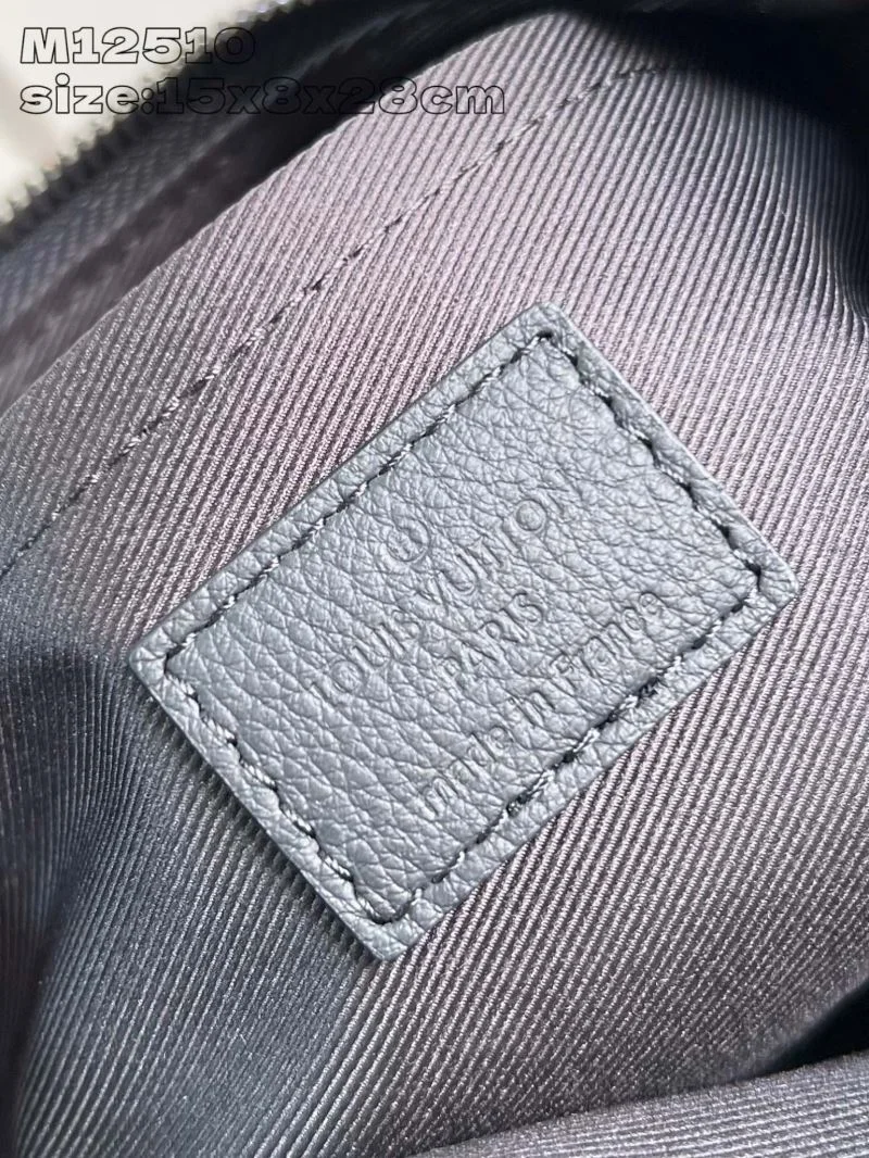 OdorResistant Louis Vuitton Hobo Bags 41197