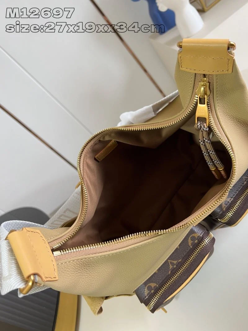 Louis Vuitton Hobo Bags Attractive 41189
