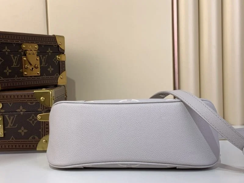 AllSeason Louis Vuitton Hobo Bags 40603