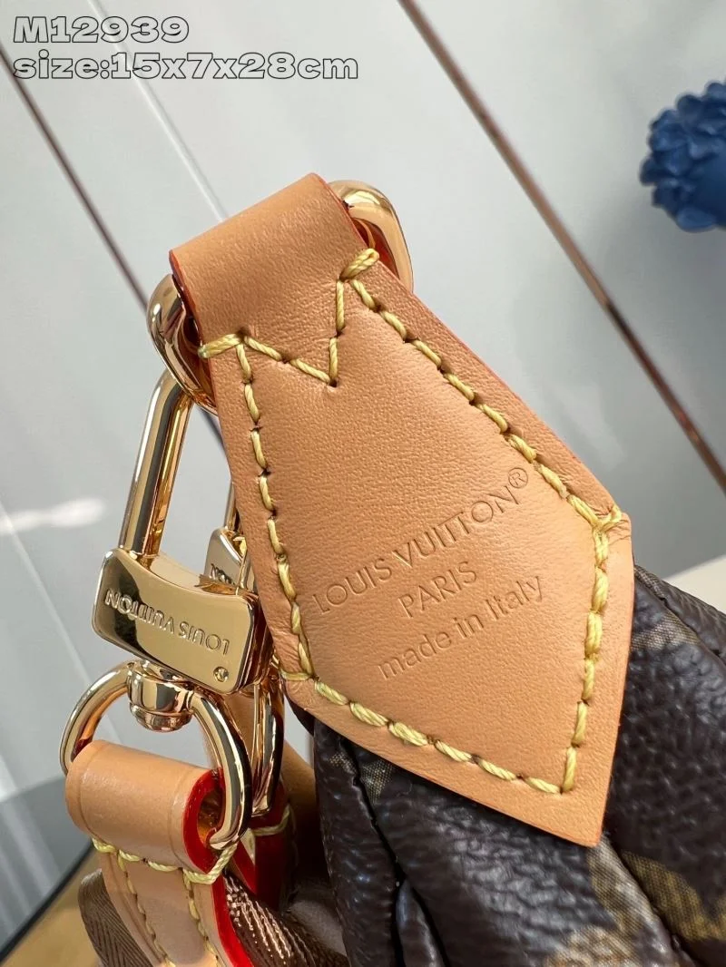 Louis Vuitton Hobo Bags StreetReady 40588