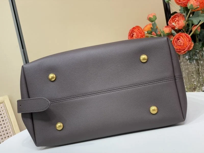Louis Vuitton Hobo Bags WellDesigned 40601