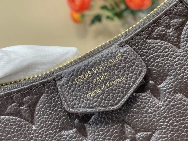 Functional Louis Vuitton Hobo Bags 40558