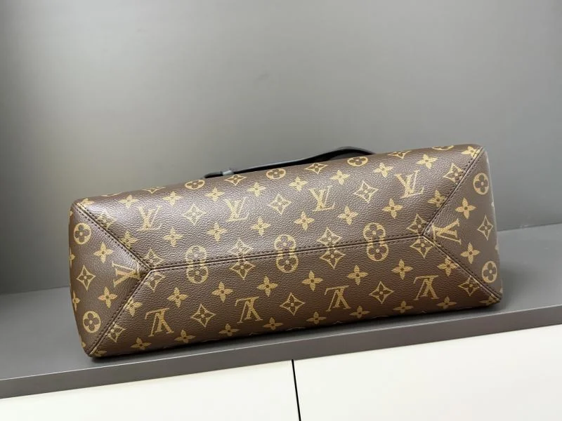 Thermal Louis Vuitton Hobo Bags 40559