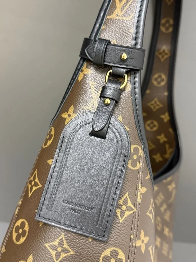 Thermal Louis Vuitton Hobo Bags 40559
