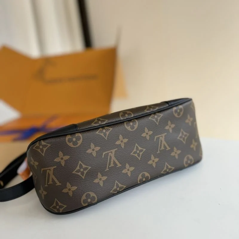 Seasonal Louis Vuitton Hobo Bags 49294