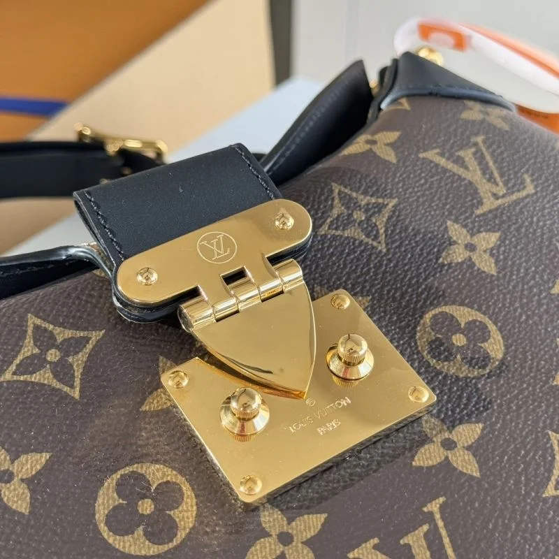 Cozy Louis Vuitton Hobo Bags 49290