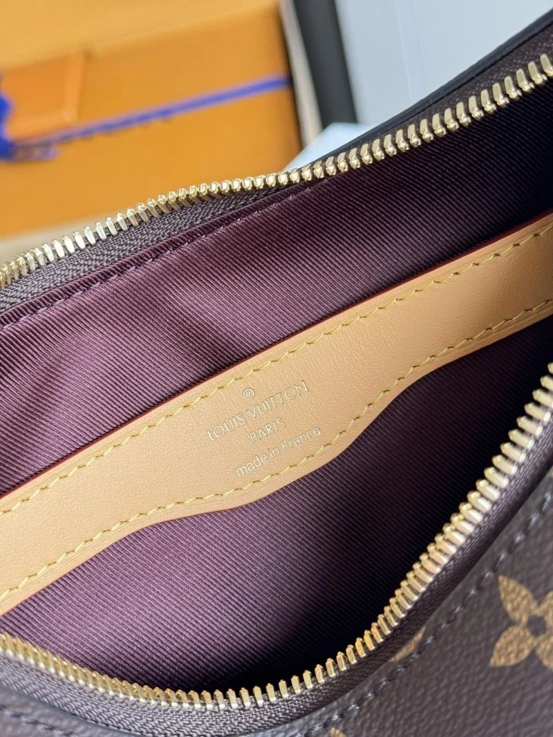 Louis Vuitton Hobo Bags Bright 49323