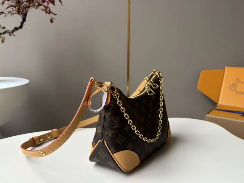 Louis Vuitton Hobo Bags Chic 49192