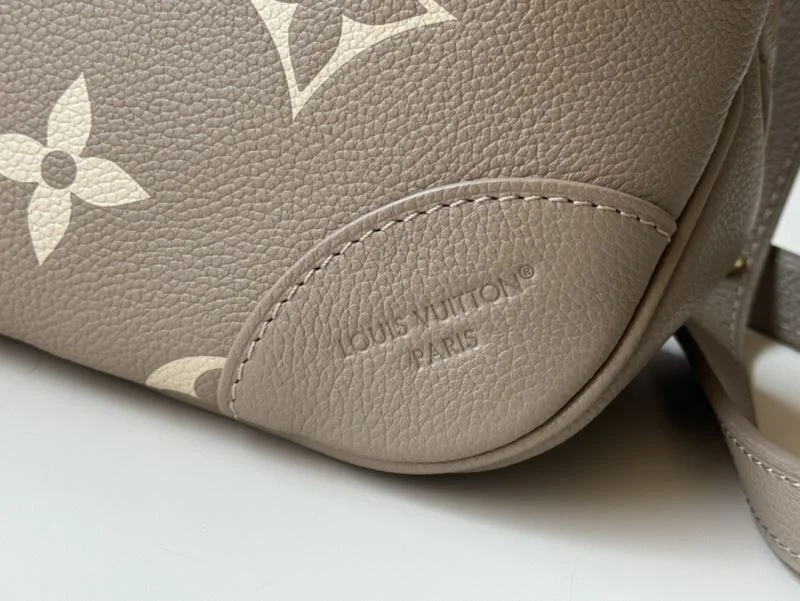 Contemporary Louis Vuitton Hobo Bags 49190