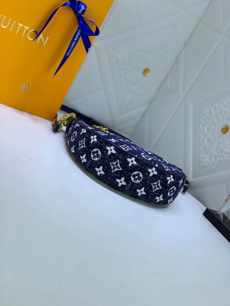 Flexible Louis Vuitton Hobo Bags 79856