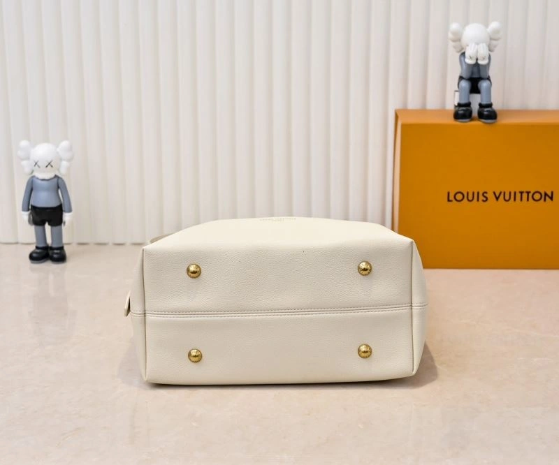 Louis Vuitton Hobo Bags Versatile 79846