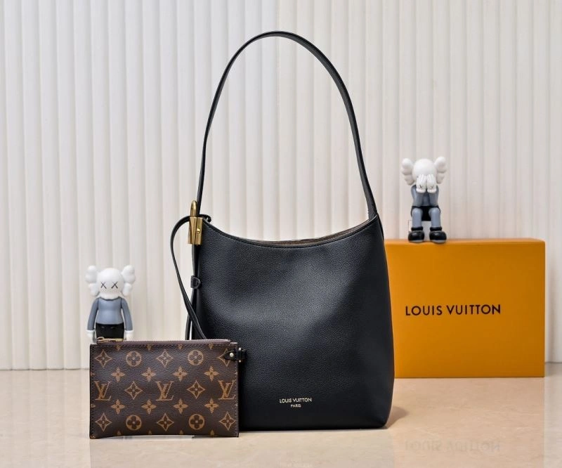 Louis Vuitton Hobo Bags AllSeason 79835