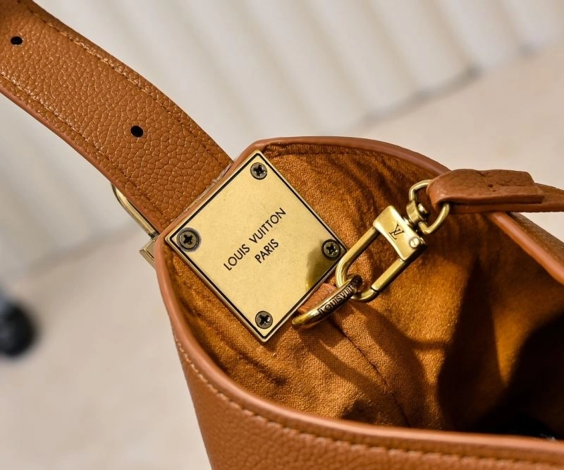 SunProtective Louis Vuitton Hobo Bags 79824