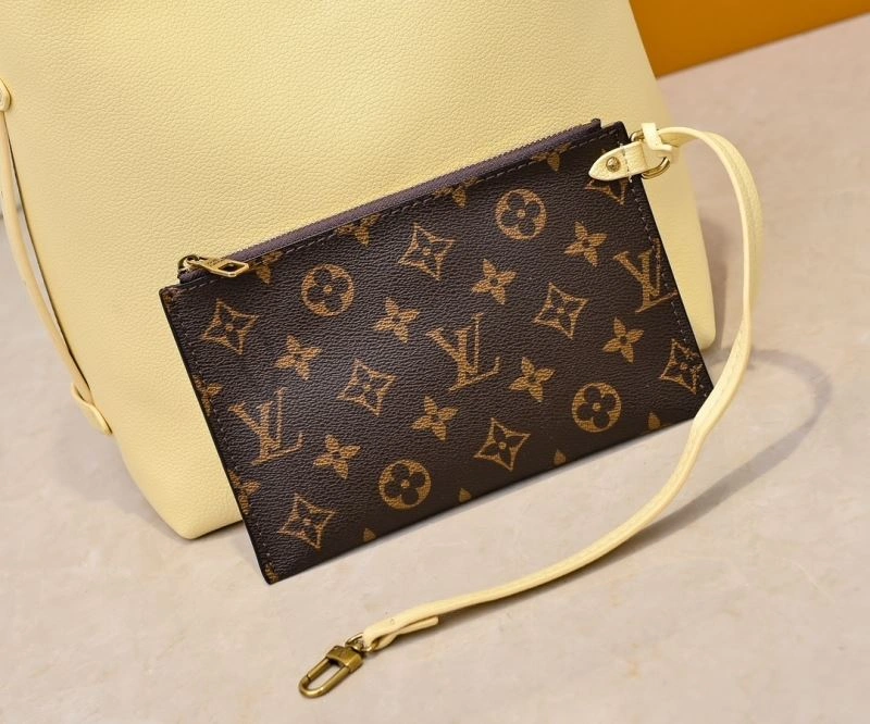 Comfortable Louis Vuitton Hobo Bags 79821