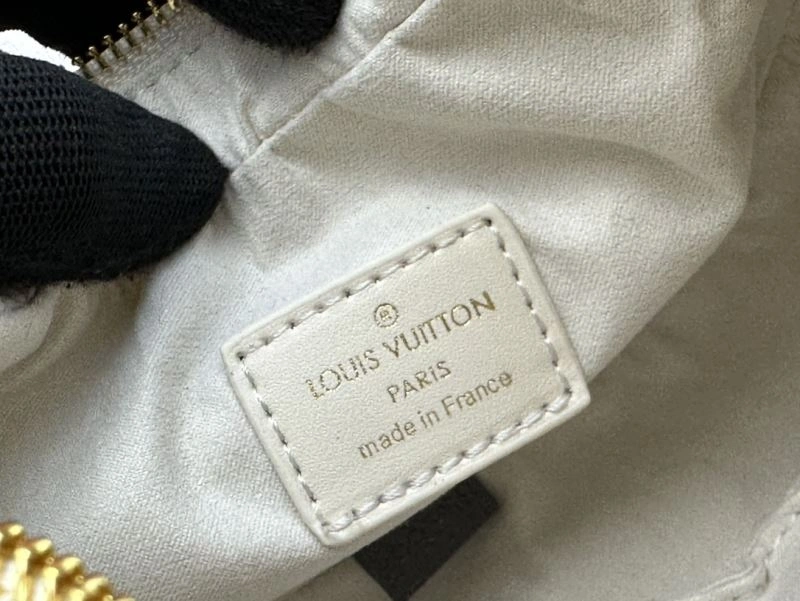 ComfortFit Louis Vuitton Hobo Bags 79818