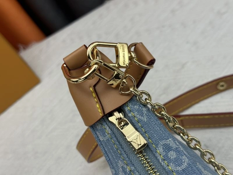 Louis Vuitton Hobo Bags GoAnywhere 79820