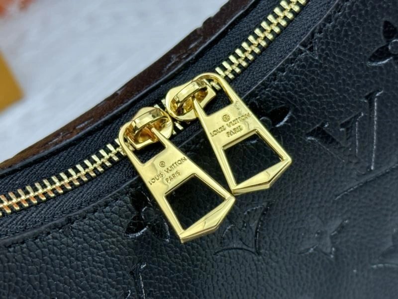 Compact Louis Vuitton Hobo Bags 79833