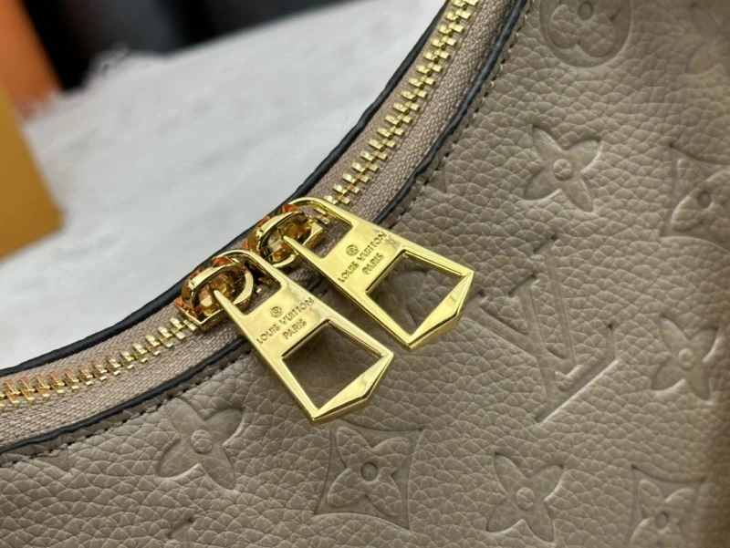 Louis Vuitton Hobo Bags EasyCare 79829