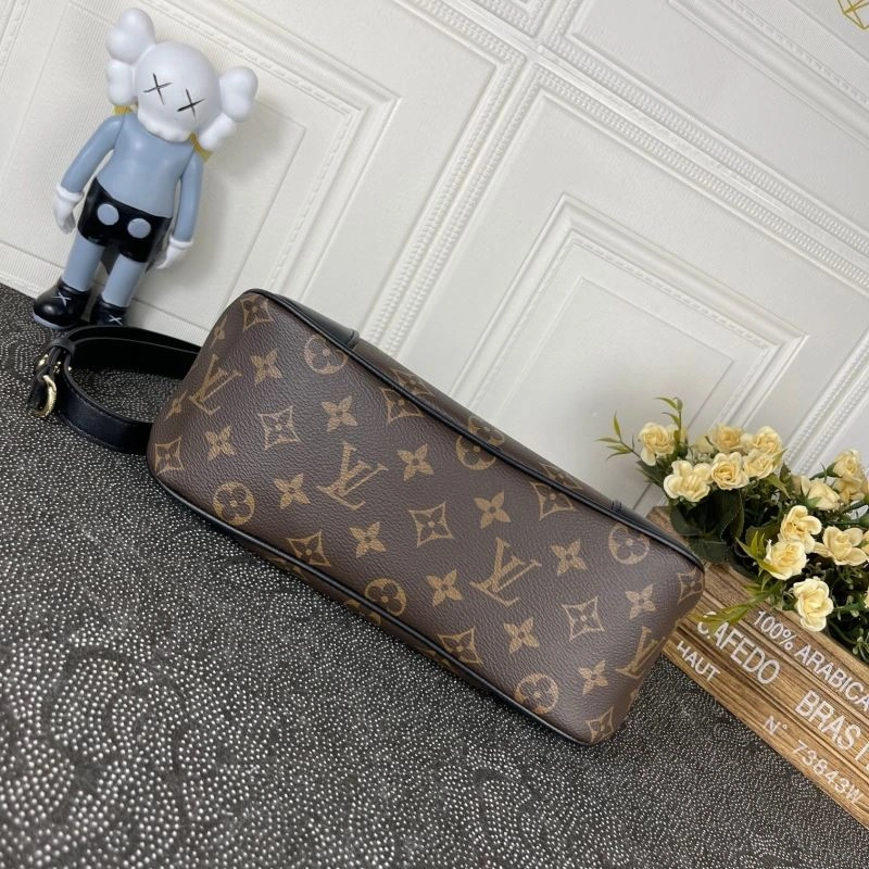 Versatile Louis Vuitton Hobo Bags 79814