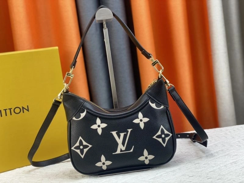 Louis Vuitton Hobo Bags Functional 79810