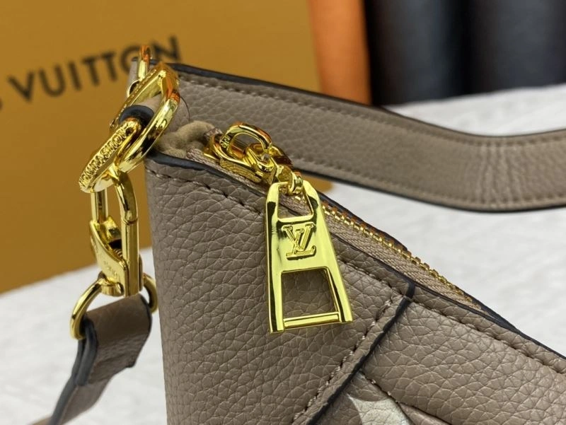 Louis Vuitton Hobo Bags Breathable 79812