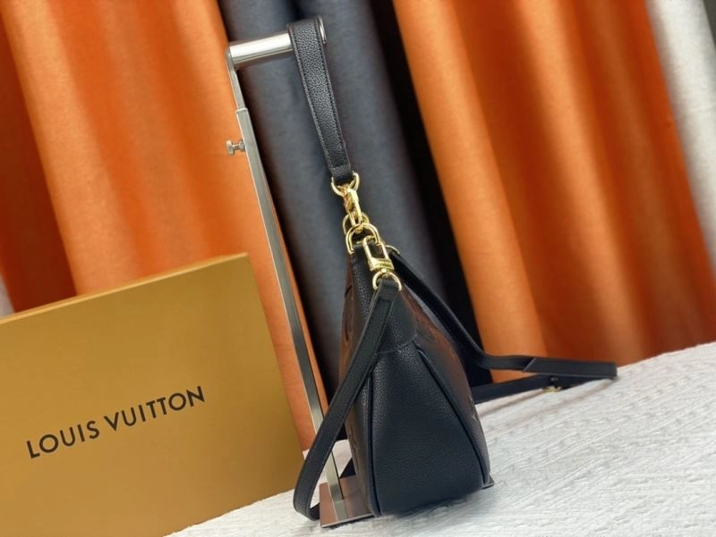 Sleek Louis Vuitton Hobo Bags 79809