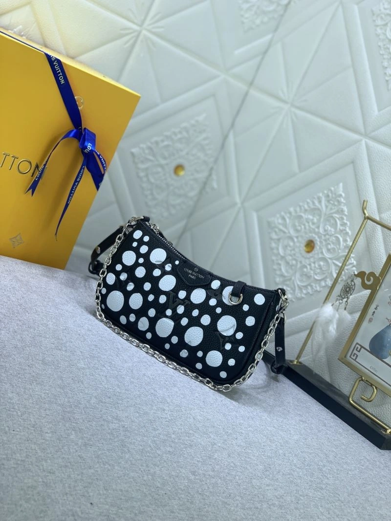 Louis Vuitton Hobo Bags Sporty 79805