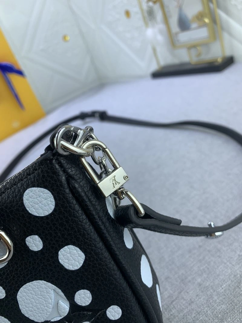 Louis Vuitton Hobo Bags Sporty 79805