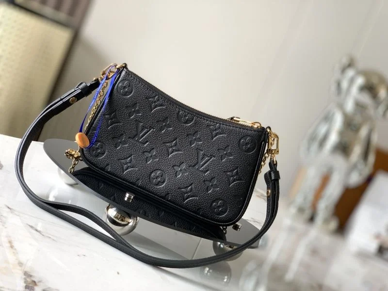 Fashionable Louis Vuitton Hobo Bags 39782